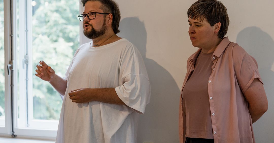 Antono Shebetko paroda KMN galerijoje, kuratoriai E. Grinkevičius ir A. Bagdžiūnaitė pristato projektą „Nepadorūs vakarai. Naglis“, V. Paplausko nuotr.